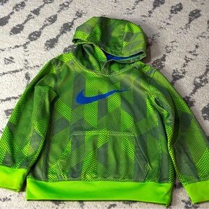 Nike thermafit hoodie